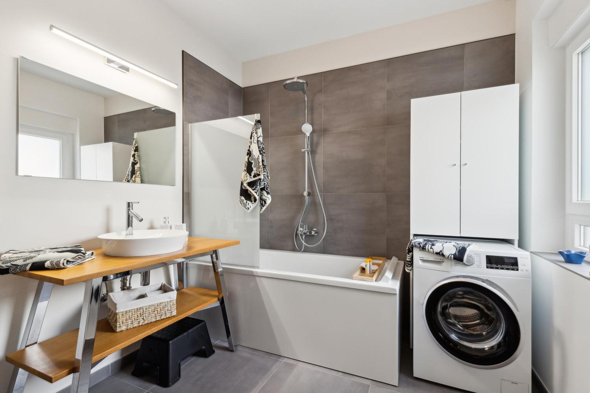 Modern Living - Basf - Ma - Pfalz - 1 Gym 2 Working Spaces ลุดวิกส์ฮาเฟน อัม ไรน์ ภายนอก รูปภาพ