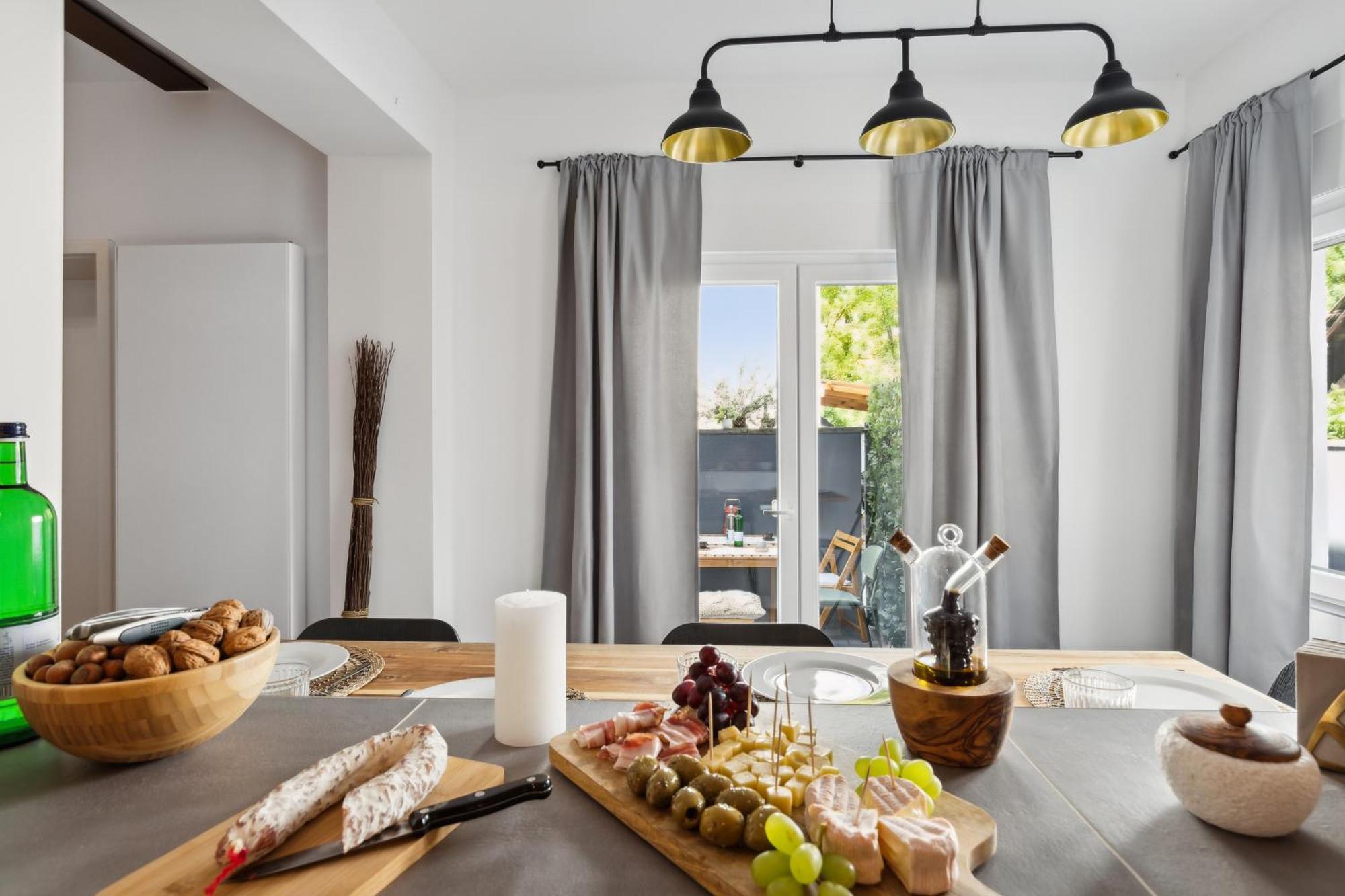 Modern Living - Basf - Ma - Pfalz - 1 Gym 2 Working Spaces ลุดวิกส์ฮาเฟน อัม ไรน์ ภายนอก รูปภาพ